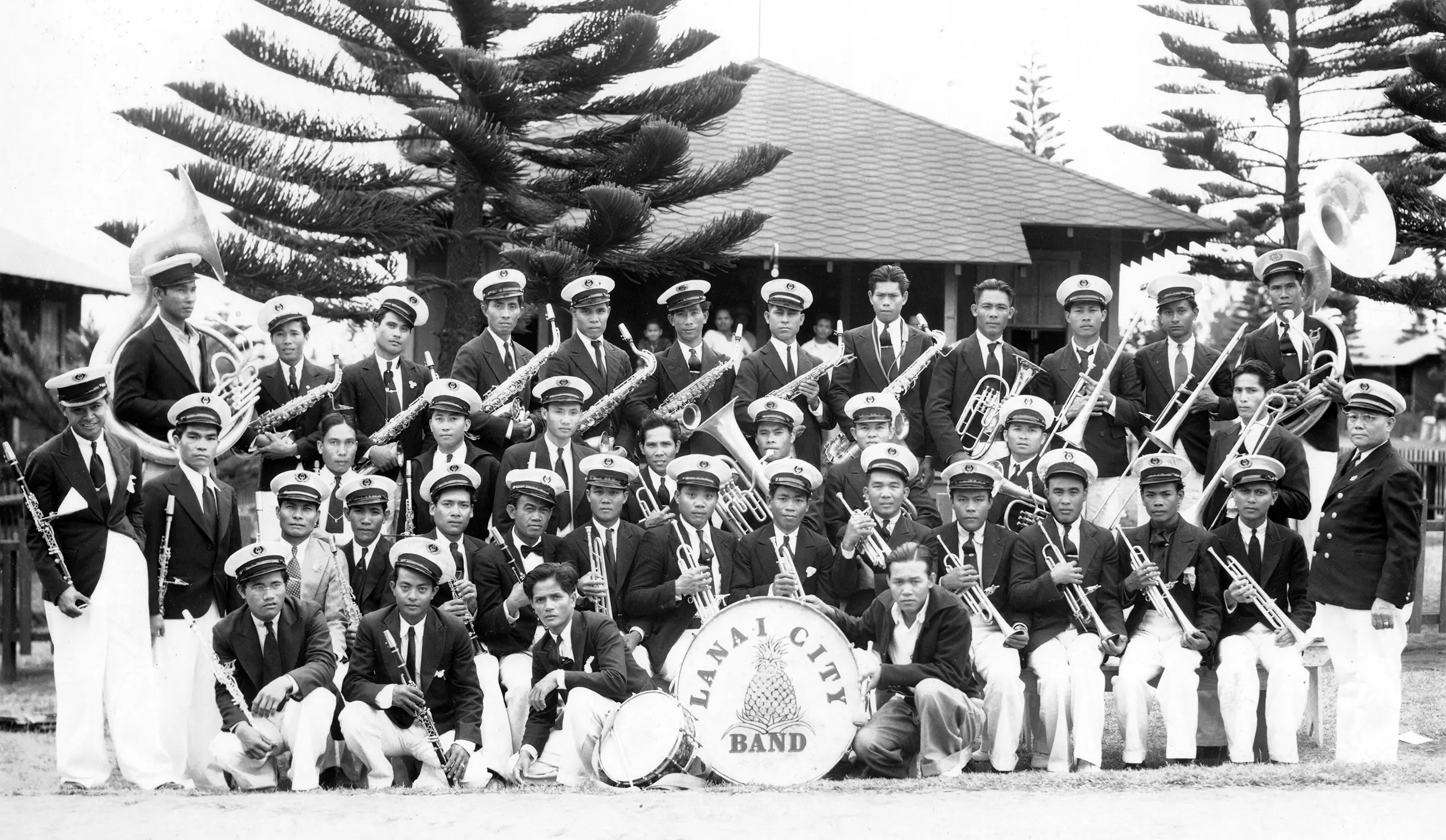 Lanai City Band with all their instruments.